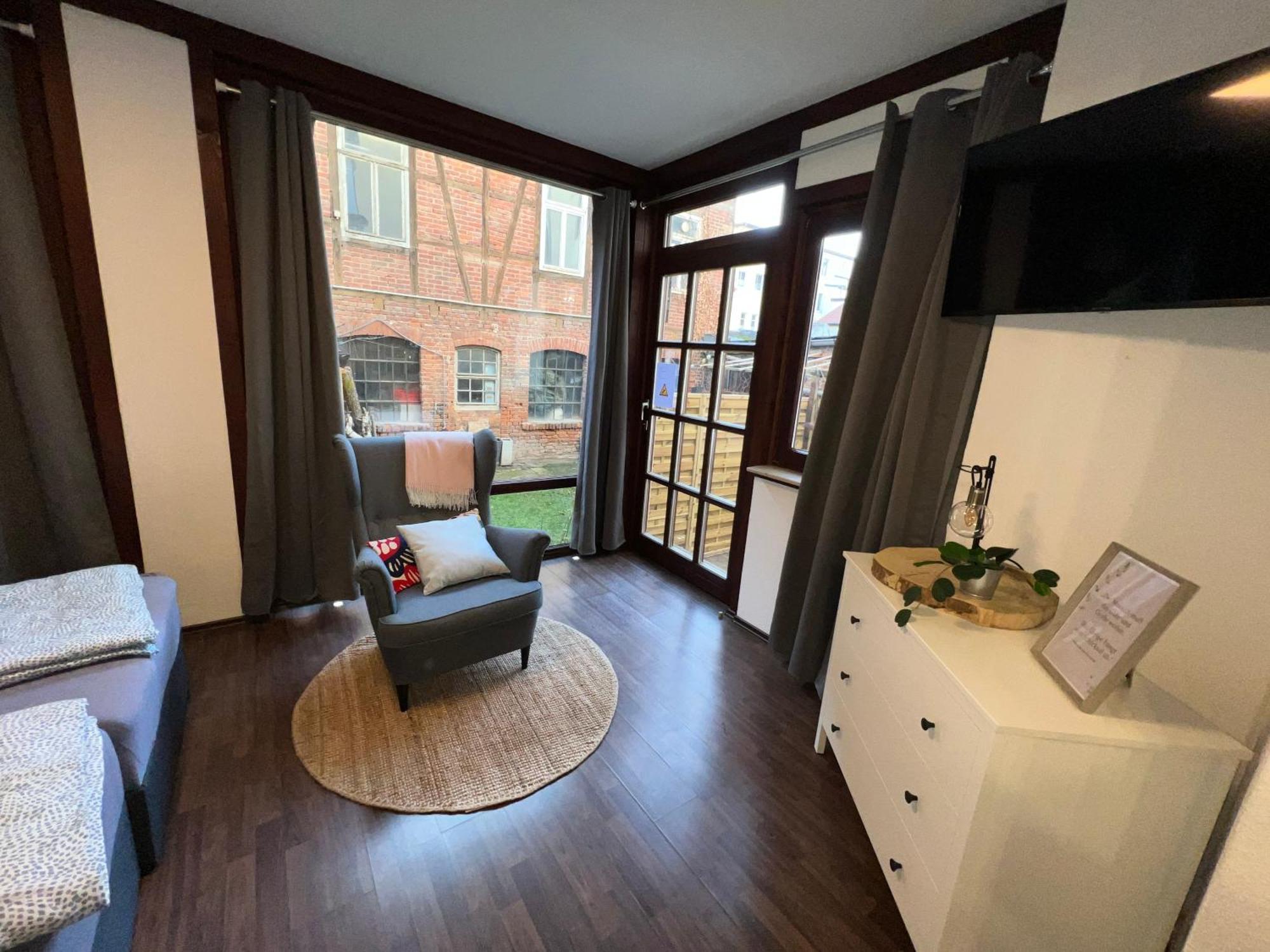 Apartment Humboldt 3 Schlafzimmer,Wifi, Netflix Parken, Terrasse, Klimatisiert, Naehe Zentrum Jena Dış mekan fotoğraf