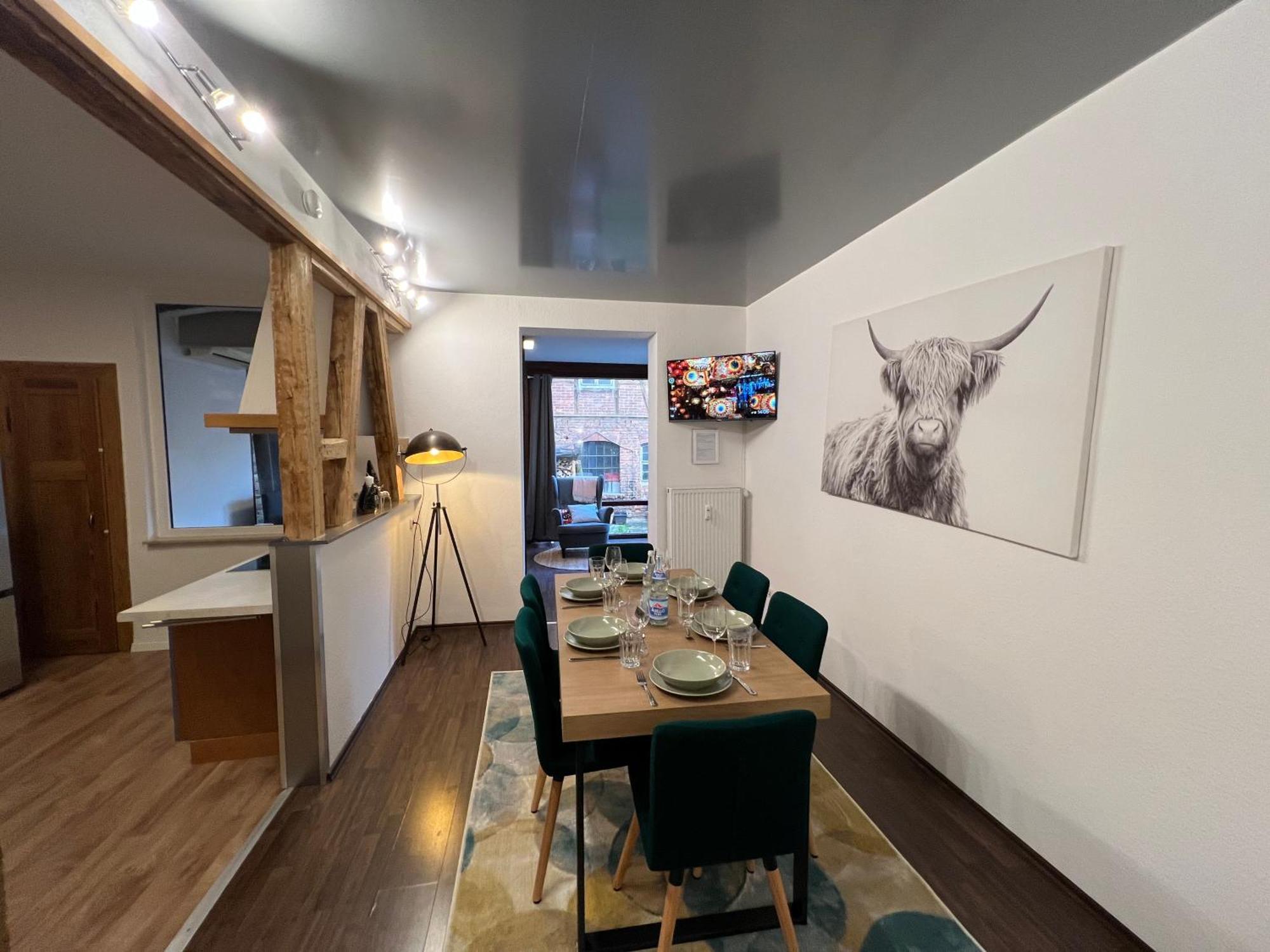 Apartment Humboldt 3 Schlafzimmer,Wifi, Netflix Parken, Terrasse, Klimatisiert, Naehe Zentrum Jena Dış mekan fotoğraf